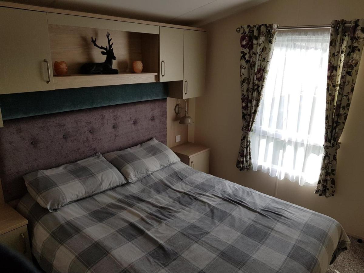 6 Berth Deluxe Caravan Palm Grove 42 Chapel Saint Leonards Exterior foto